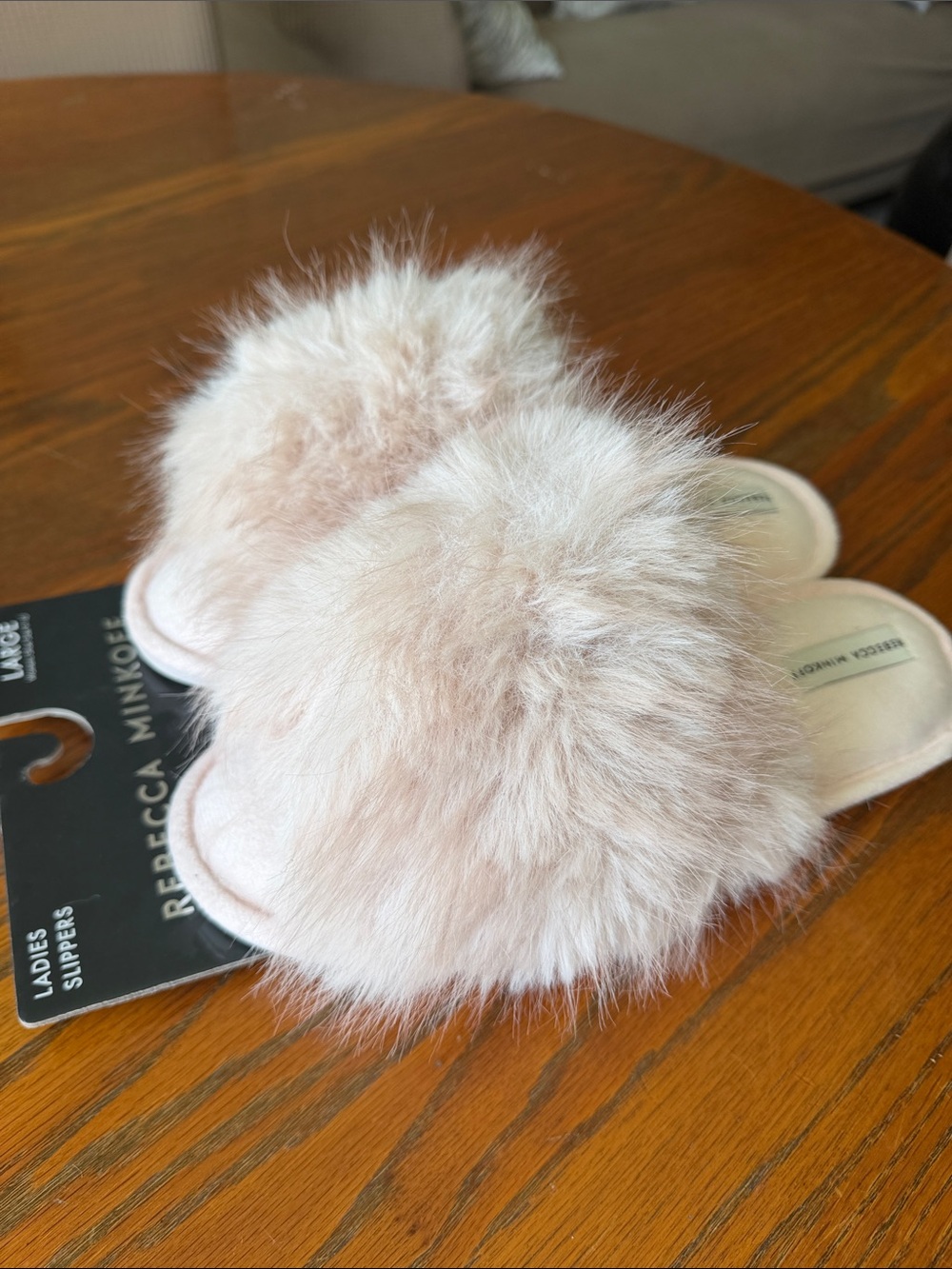 Rebecca Minkoff Pink fur slippers new, size large